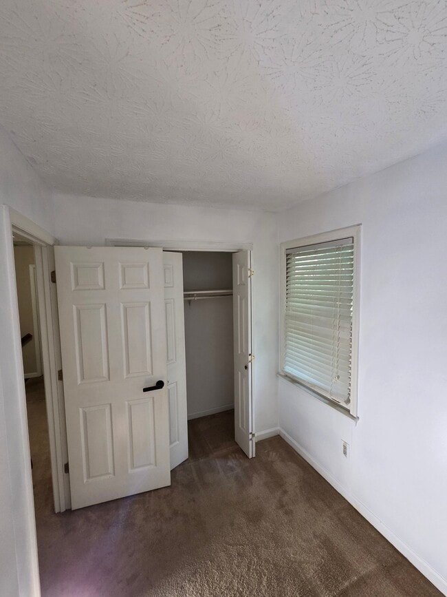 Building Photo - 4700 Norman Dr NW