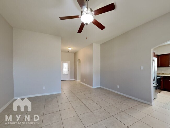 Foto del edificio - 13624 Founders Ln
