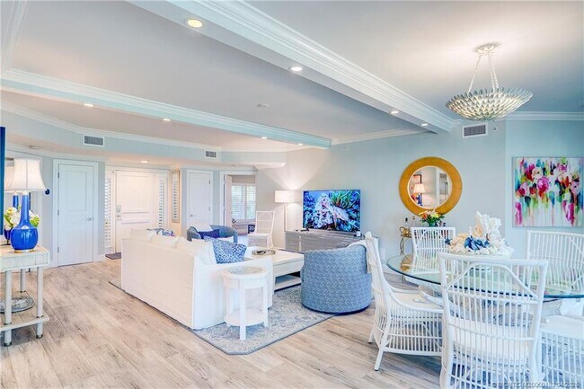 Building Photo - 5799 NE Island Cove Way