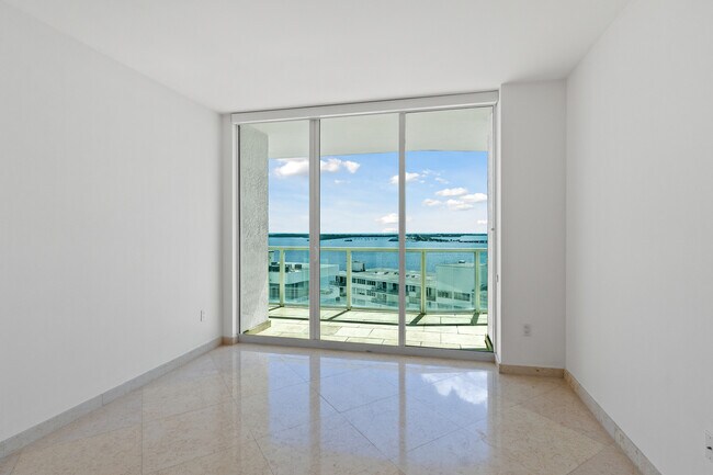 Foto del edificio - 218 SE 14th St
