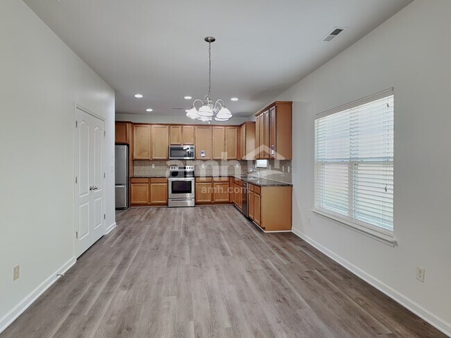 Foto del edificio - 3227 Runneymede Street SW