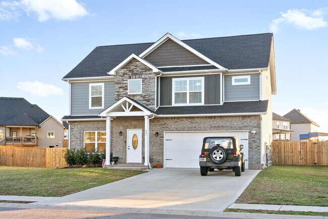Foto del edificio - 331 Bluebriar Trace