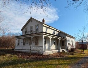 Building Photo - 477 Myers Rd