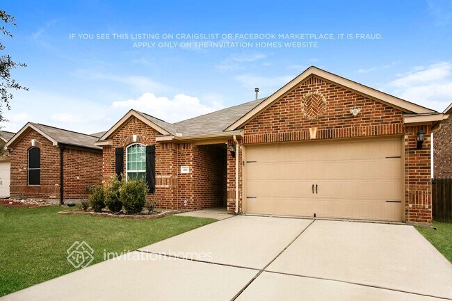 Building Photo - 2114 Bluebell Dr
