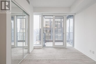 Building Photo - 55-LPH55 Mercer St