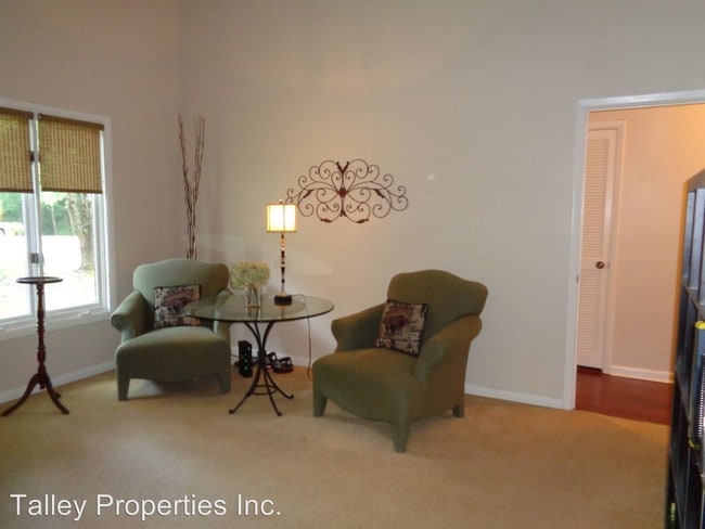 Building Photo - 3 br, 2 bath House - 5829 Donegal Drive