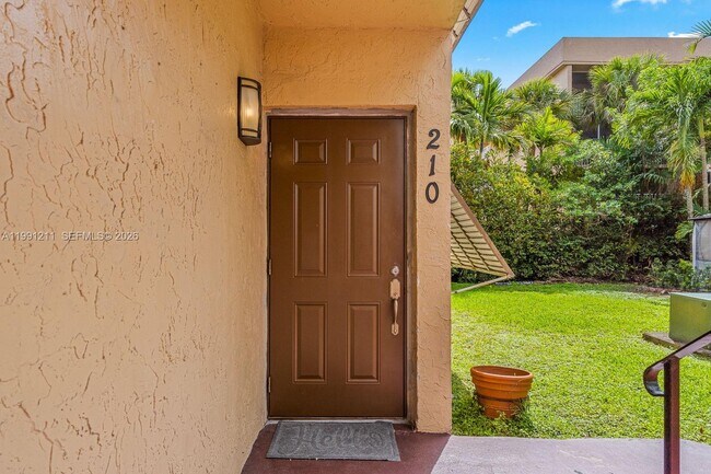 Foto del edificio - 6854 NW 173rd Dr