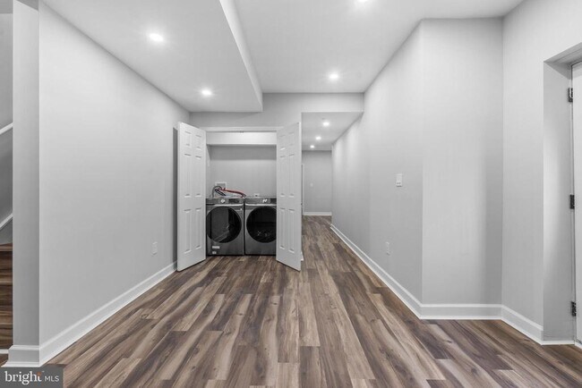 Foto del edificio - 6108 Hunt Weber Dr