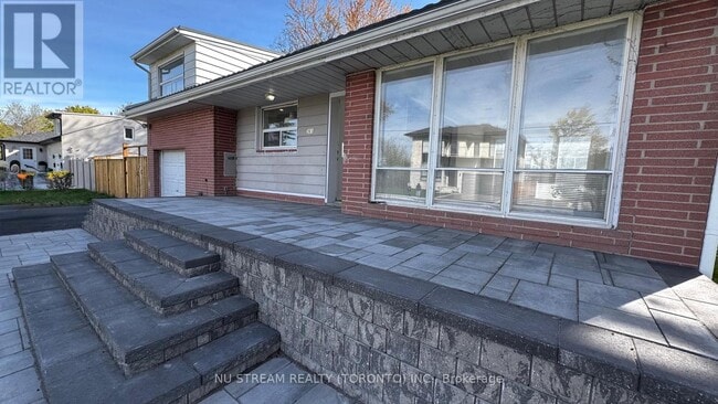 Building Photo - 261 Essex Ave