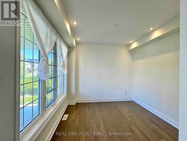 Building Photo - 7570 Goldenrod Trail
