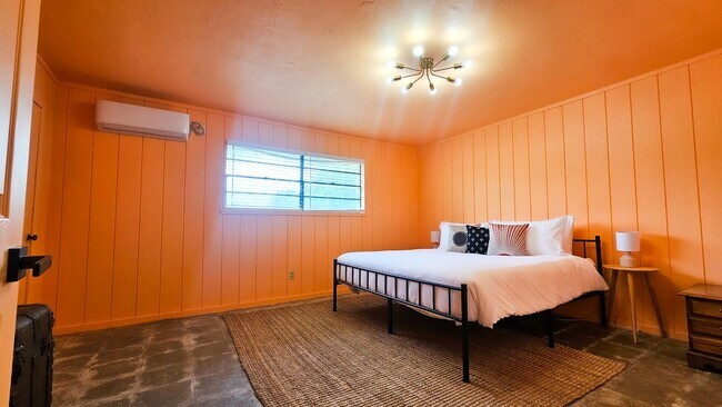 Building Photo - Charming 4-Bed, 2-Bath Home with Acreage f...