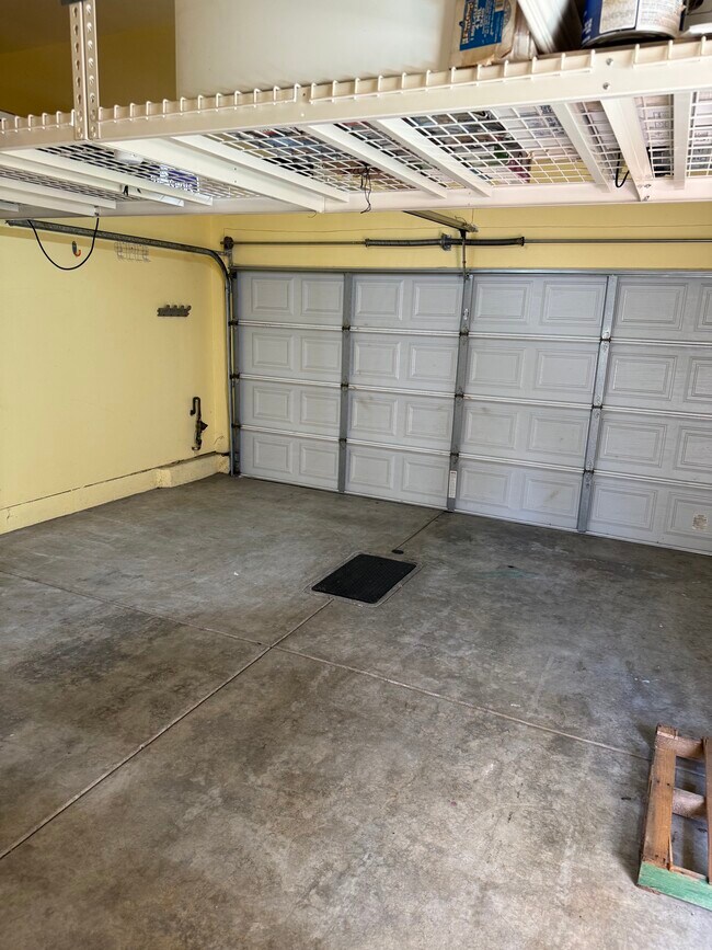 Building Photo - 11520 Creekstone Ln