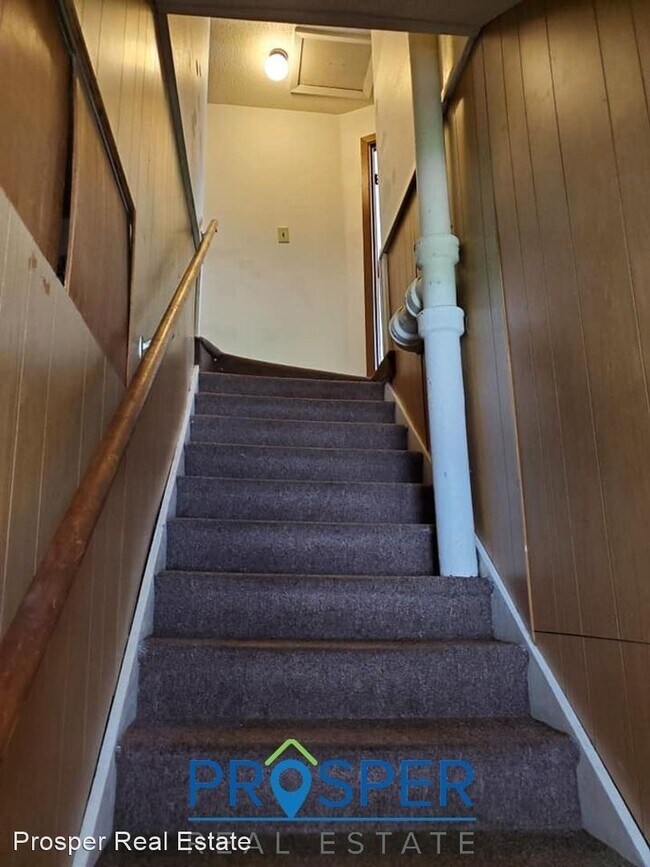 Foto del edificio - 5 br, 2 bath House - 1205 Graham Avenue