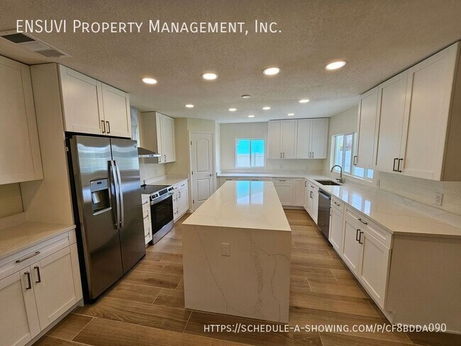 Foto del edificio - 1018 Spindle Palm Way