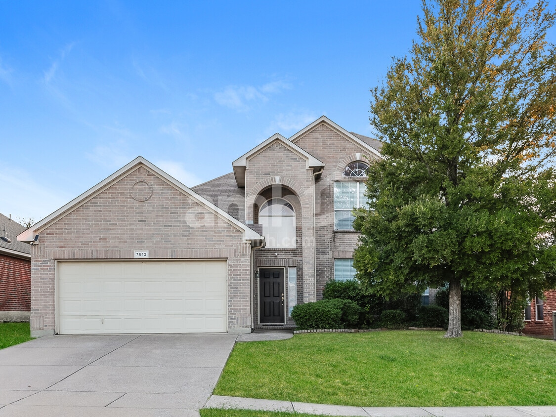 Foto principal - 7812 Roswell Ct