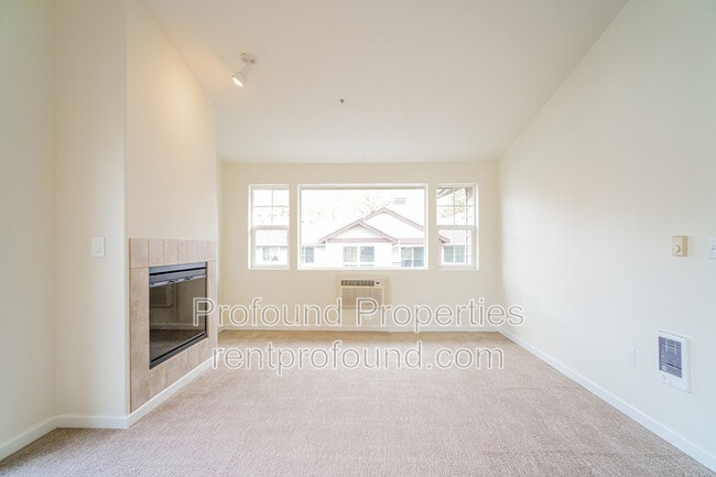 Photo - 760 NW 185th Ave Apartment