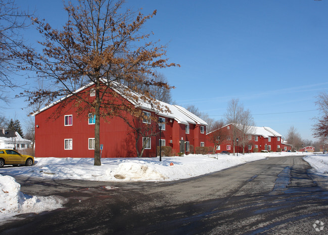 Building Photo - Compass West Estates