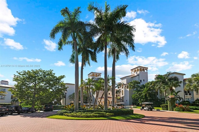 Foto del edificio - 2211 Fisher Island Dr