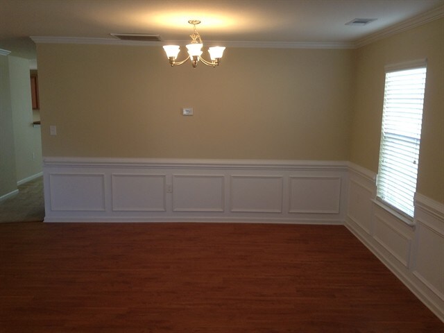 Foto del edificio - 416 Lindpoint Lane