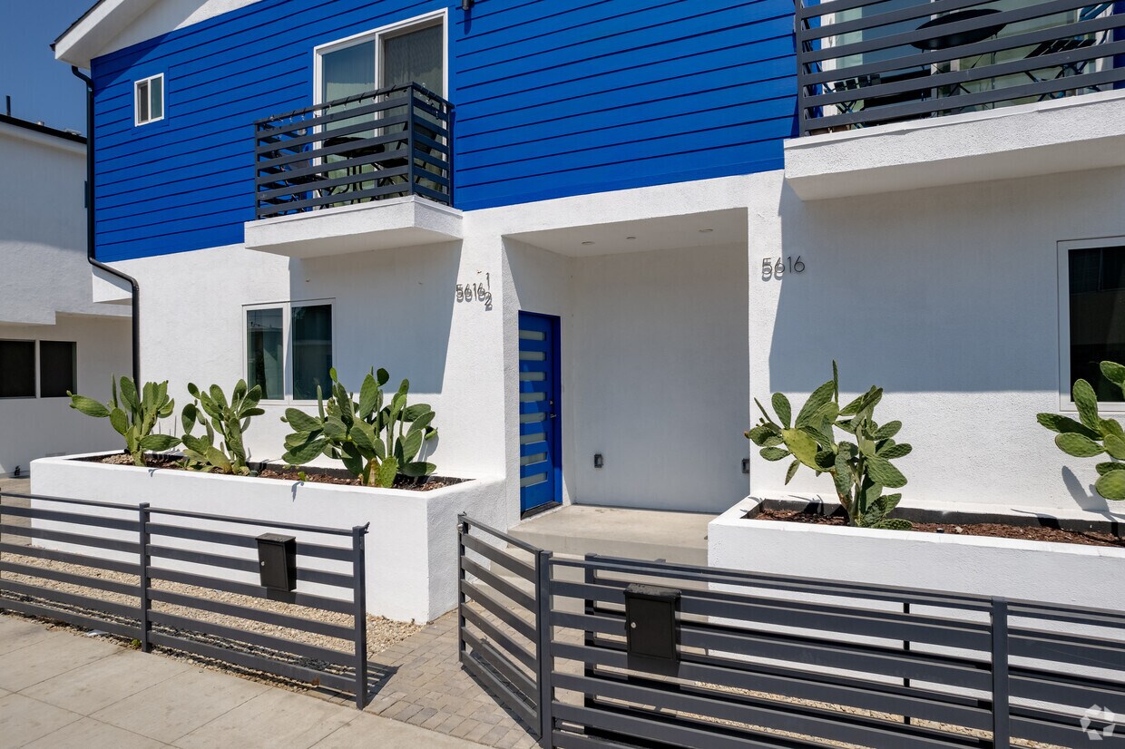 11330 Martha St, North Hollywood, CA 91601 Townhomes for Rent North Hollywood, CA