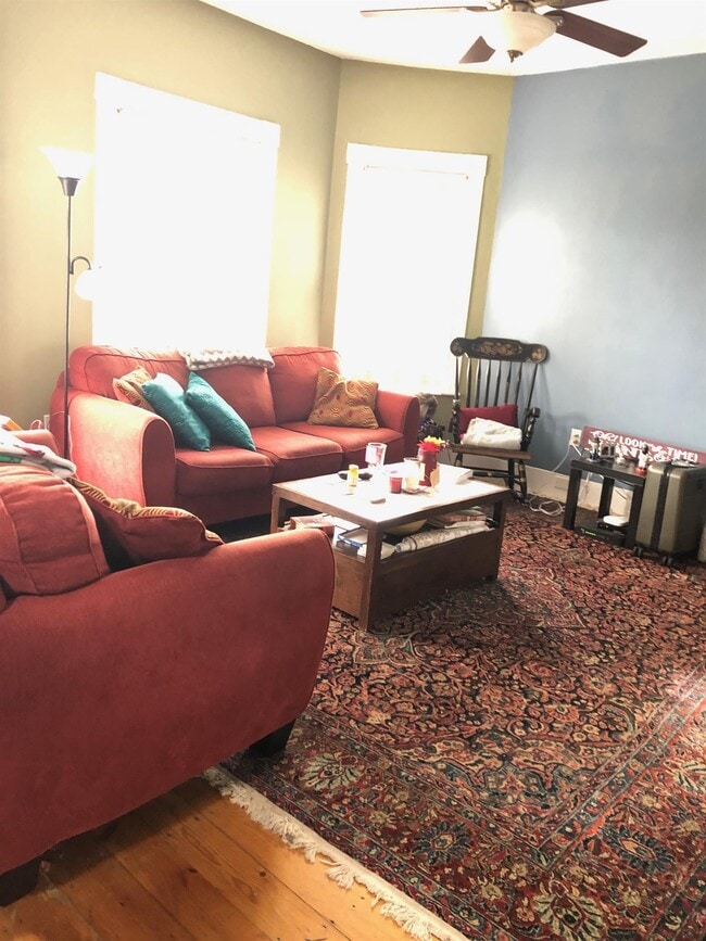 Building Photo - 84 Hudson St