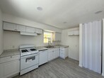 Foto principal - 616 S Van Ness Ave