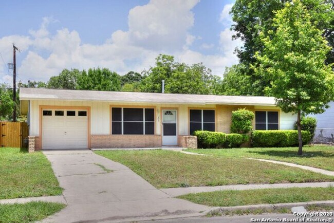 Foto del edificio - 3 Bedroom/1 Bath Sunset Hill Subdivision