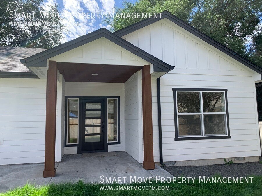 Primary Photo - Stunning brand new single level 3 bed home