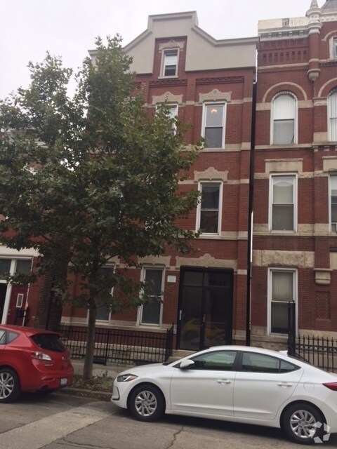 Building Photo - 1031 W 19th St