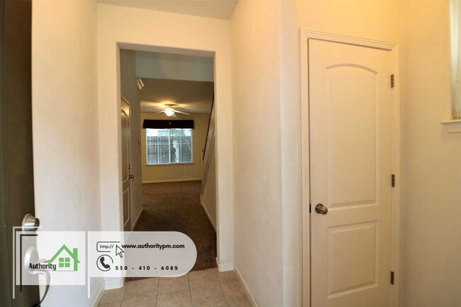 Building Photo - 2326 Shining Star Way