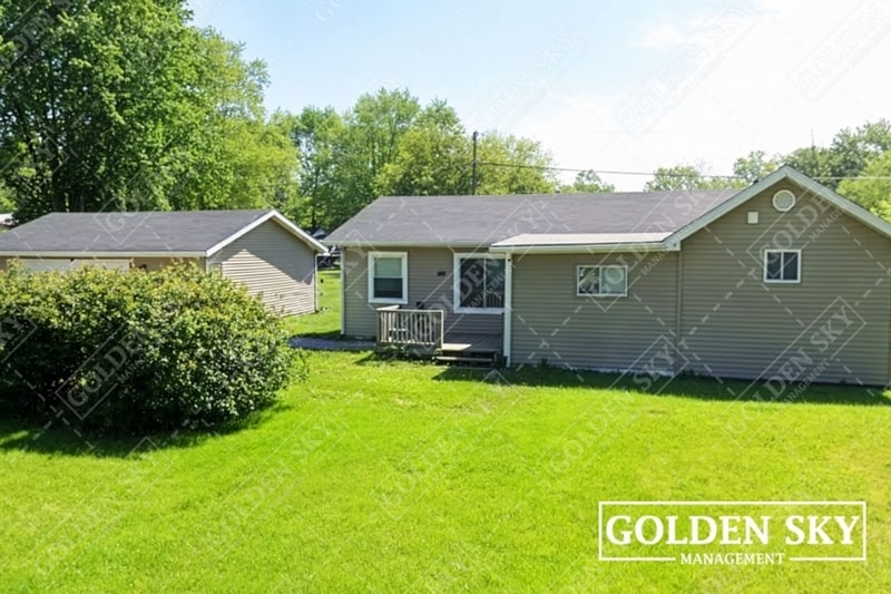 Foto principal - 1700 N Manring Ave