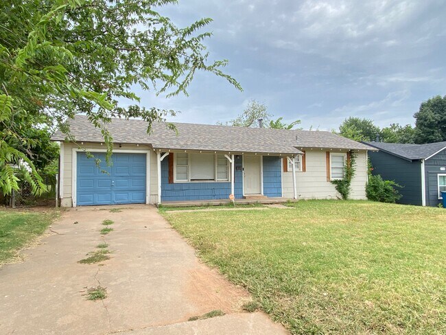 Foto del edificio - 3712 Woodside Dr