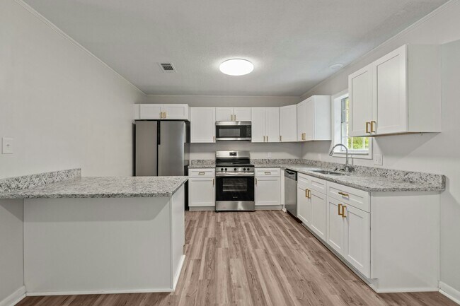 Foto del edificio - 6 Woods Ave