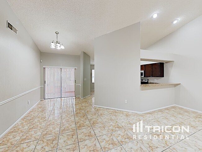 Foto del edificio - 4624 S Country Hills Ct