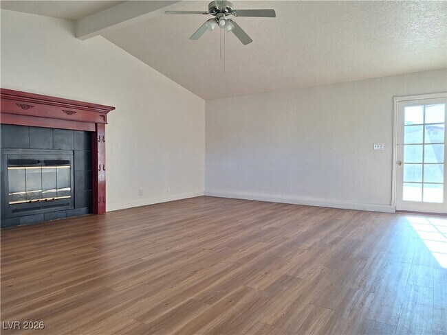 Foto del edificio - 4313 Nolan Ln