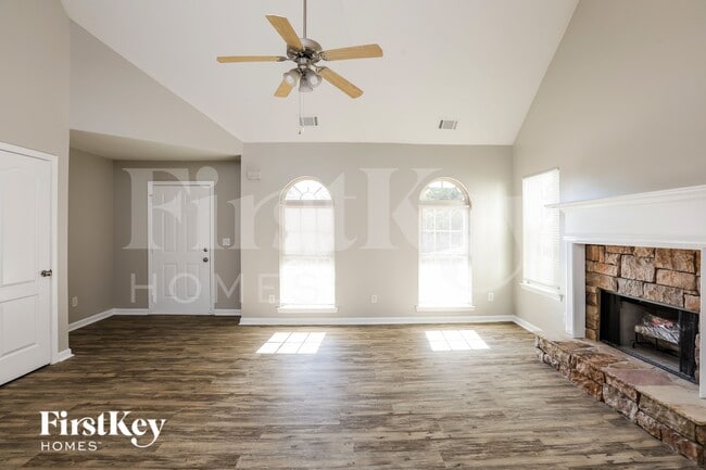 Foto del edificio - 298 Greentree Trail