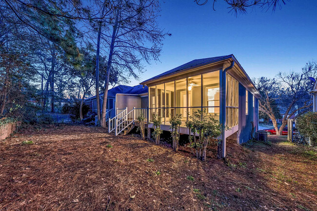 Building Photo - 925 Mill Run
