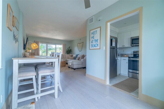 Foto del edificio - 6520 N Ocean Blvd