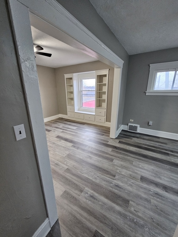 Building Photo - 3294 W 111th St