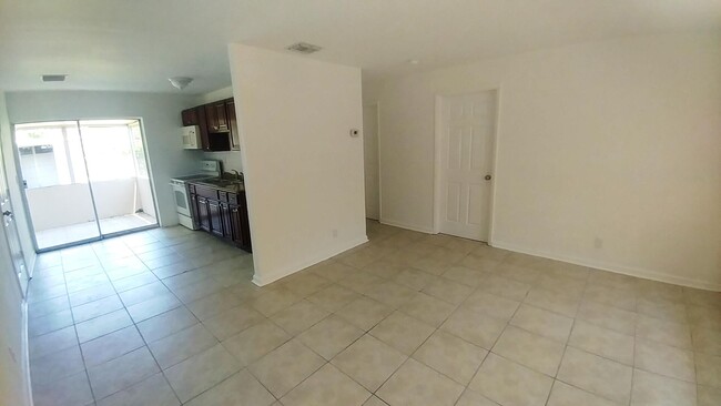 Building Photo - 5702 Briarwood Ave