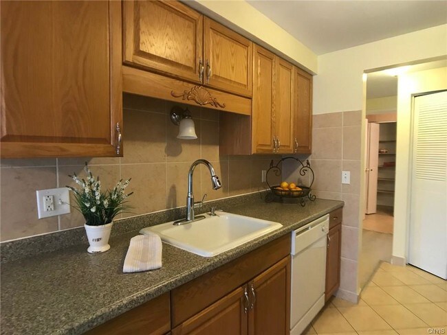 Building Photo - 478 Idlewood Blvd