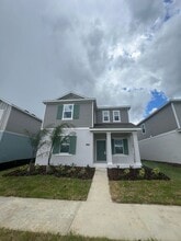 Building Photo - 3009 Namaste Dr
