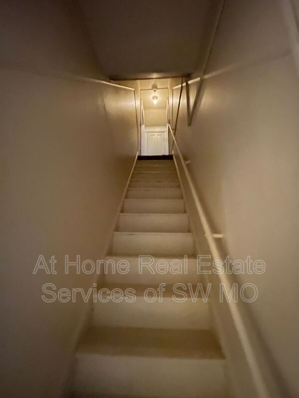 Foto del edificio - 916 S Campbell Ave