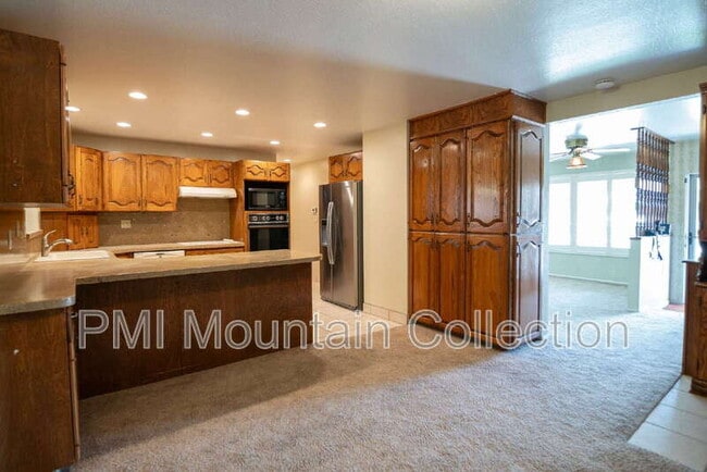 Building Photo - 536 S 100 W