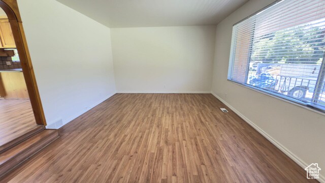 Foto del edificio - 1357 E Milne Ln