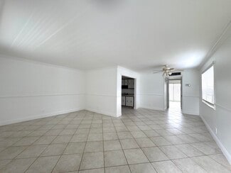 Building Photo - 80 Normandy Ln