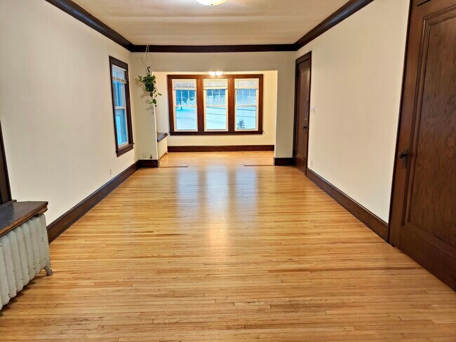 Foto del edificio - 1221 29th Avenue Northeast