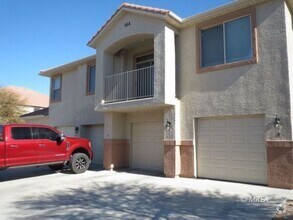 Building Photo - 164 Shade Tree Ln