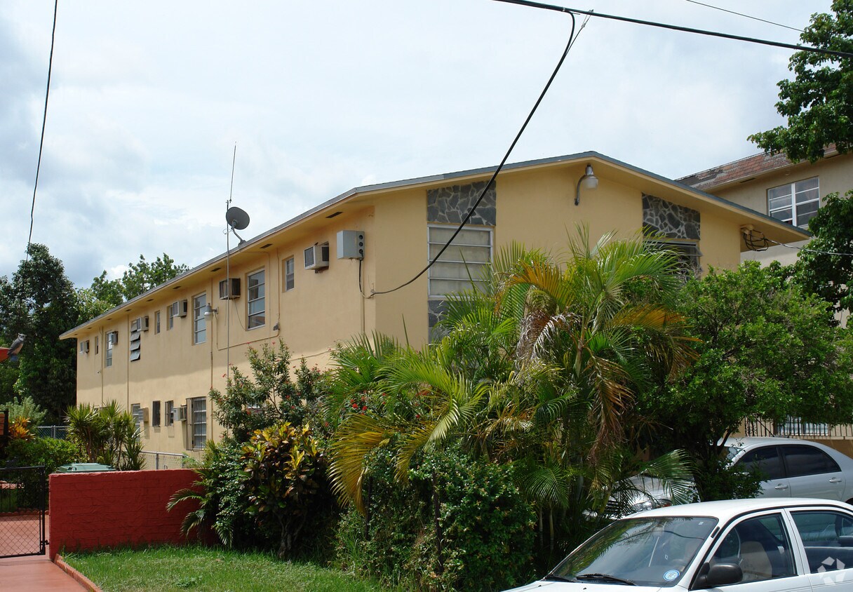 Foto del edificio - 2102 SW 3rd St