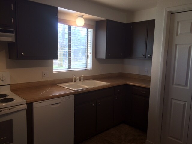 Foto del edificio - 1202 Avenida del Sol